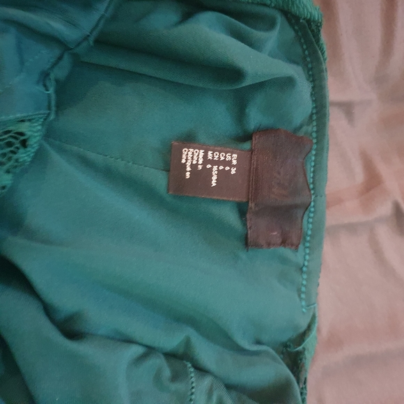 Gorgeous open back green dress - Picture 5 of 5